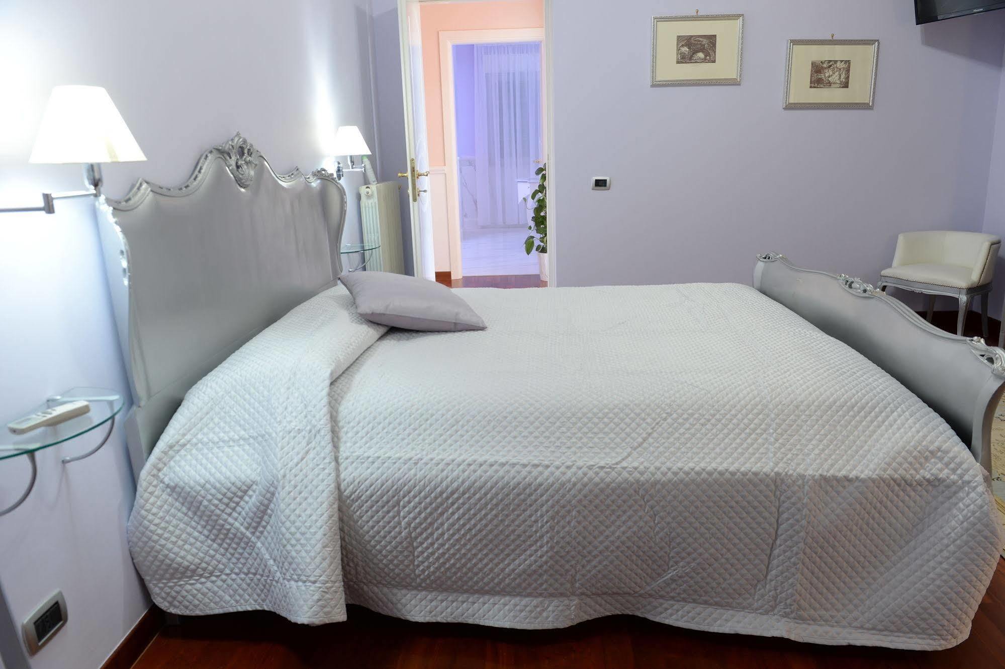 Il Giardino Delle Jacaranda Bed & Breakfast Talsano Eksteriør bilde